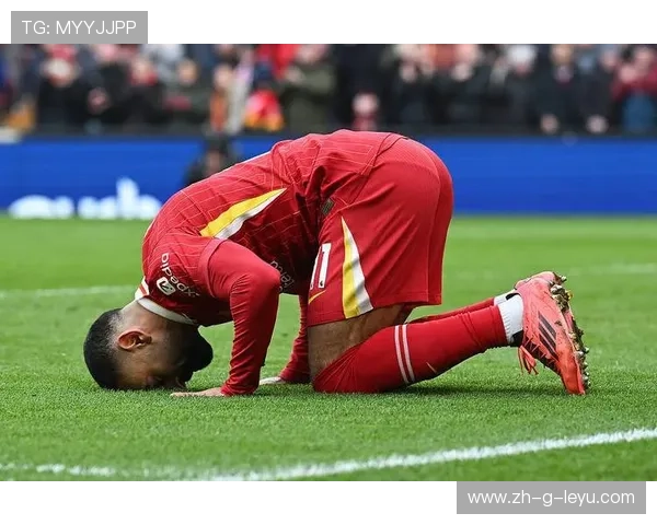 利物浦连续四场不败，萨拉赫失去首发席位，斯洛特决策有道