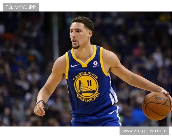 勇士替补席接力发力，克莱再现神射手状态