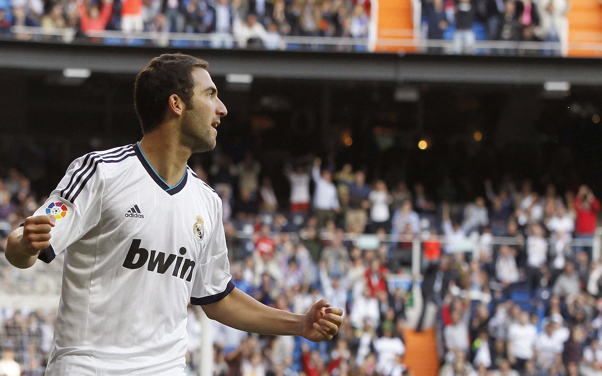 乐鱼电竞· (中国)官方网站-亚冠联赛中国女足逆袭 球迷热情高涨，中国女足亚洲杯七连冠